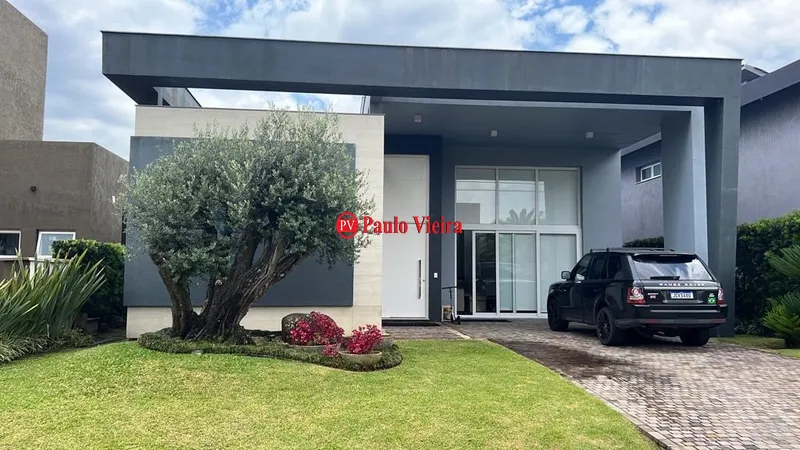 ENSEADA - CASA TERREA EM EXCELENTE LOCALIZAÇÃO