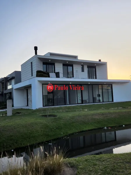 BLUE - SOBRADO EM OTIMA LOCALIZAÇÃO: 2ª foto da galeria de imagens do imóvel