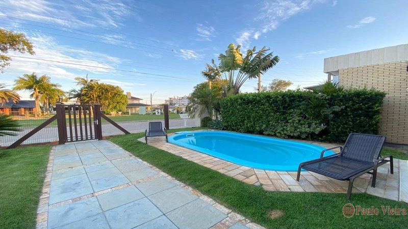 ATLÂNTIDA - CASA TÉRREA LOCALIZADA A APENAS ALGUNS METROS DO MAR: 22ª foto da galeria de imagens do imóvel