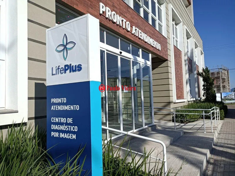 SANTORINI - SALA COMERCIAL