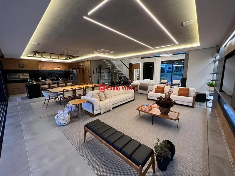 ENSEADA - EXCELENTE SOBRADO BEIRA LAGO: 15ª foto da galeria de imagens do imóvel