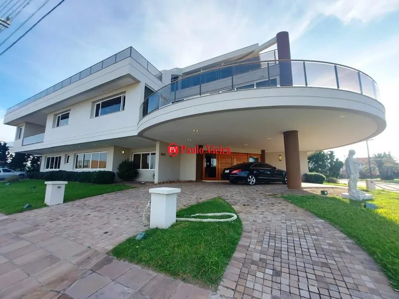 ATLÂNTIDA -  EXUBERANTE SOBRADO COM BELA VISTA PARA O MAR: 3ª foto da galeria de imagens do imóvel