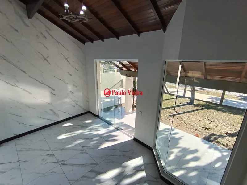 XANGRI-LÁ -ARPOADOR - EXCELENTE CASA A 1 QUADRA DO MAR: 24ª foto da galeria de imagens do imóvel