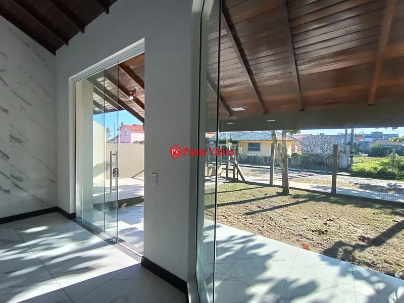 XANGRI-LÁ -ARPOADOR - EXCELENTE CASA A 1 QUADRA DO MAR: 23ª foto da galeria de imagens do imóvel