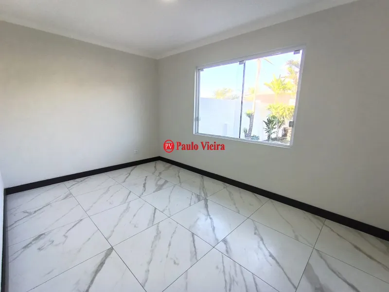 XANGRI-LÁ -ARPOADOR - EXCELENTE CASA A 1 QUADRA DO MAR: 14ª foto da galeria de imagens do imóvel