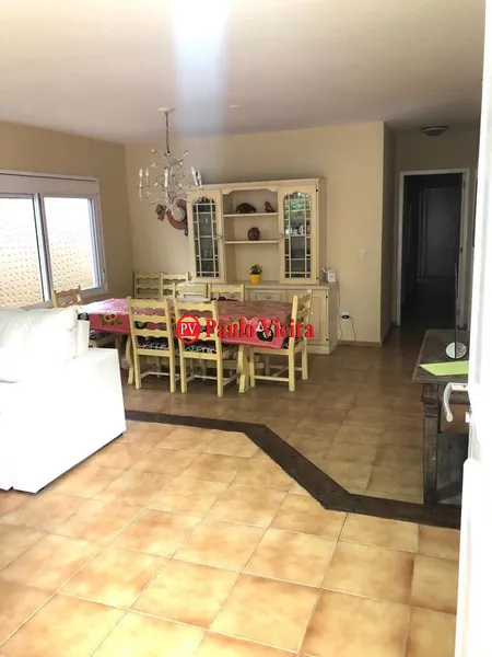 XANGRI-LÁ -  CASA TÉRREA HÁ UMA QUADRA DO MAR: 6ª foto da galeria de imagens do imóvel