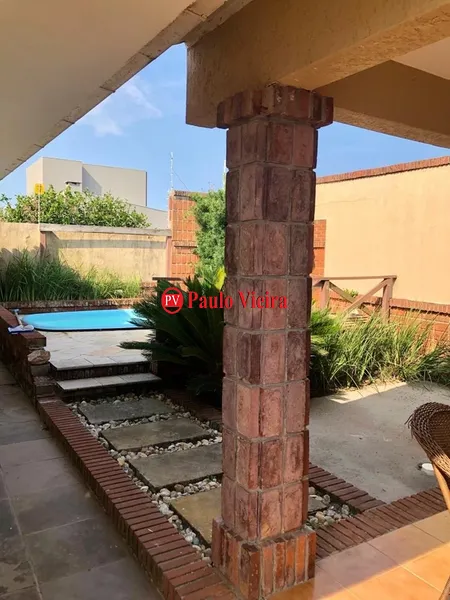 XANGRI-LÁ -  CASA TÉRREA HÁ UMA QUADRA DO MAR: 43ª foto da galeria de imagens do imóvel