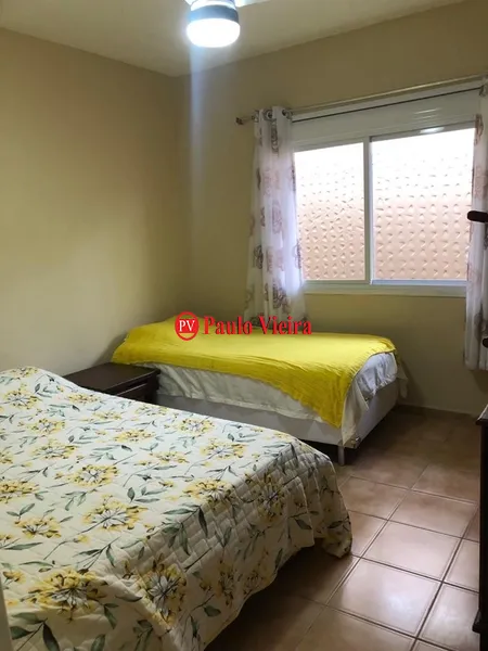 XANGRI-LÁ -  CASA TÉRREA HÁ UMA QUADRA DO MAR: 7ª foto da galeria de imagens do imóvel