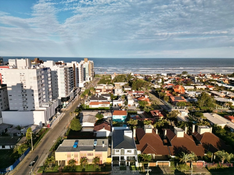 ATLÂNTIDA - EXCELENTE SOBRADO FRENTE SERRA: 6ª foto da galeria de imagens do imóvel