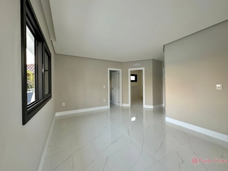 ATLÂNTIDA - EXCELENTE SOBRADO FRENTE SERRA: 31ª foto da galeria de imagens do imóvel