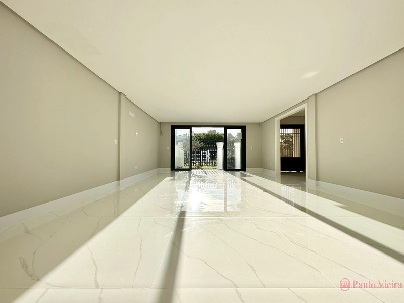 ATLÂNTIDA - EXCELENTE SOBRADO FRENTE SERRA: 12ª foto da galeria de imagens do imóvel