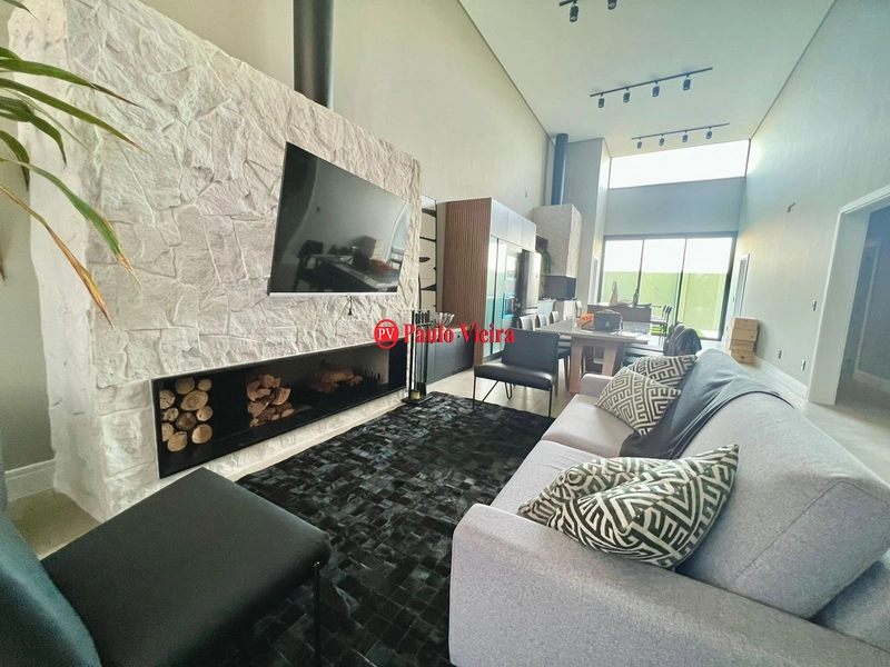 BLUE -  EXCELENTE SOBRADO FRENTE NORTE EM OTIMA LOCALIZAÇÃO: 3ª foto da galeria de imagens do imóvel