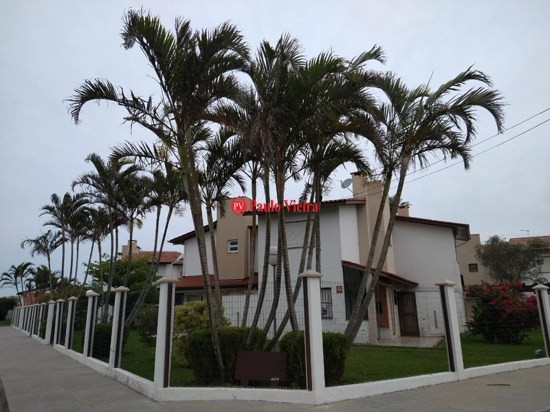 CAPÃO NOVO - EXCELENTE DUPLEX EM OTIMA LOCALIZAÇÃO: 2ª foto da galeria de imagens do imóvel