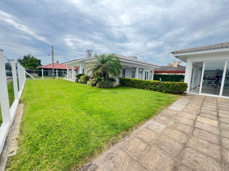 XANGRI-LÁ - NOIVA DO MAR -  ESPETACULAR CASA DE ESQUINA: 29ª foto da galeria de imagens do imóvel