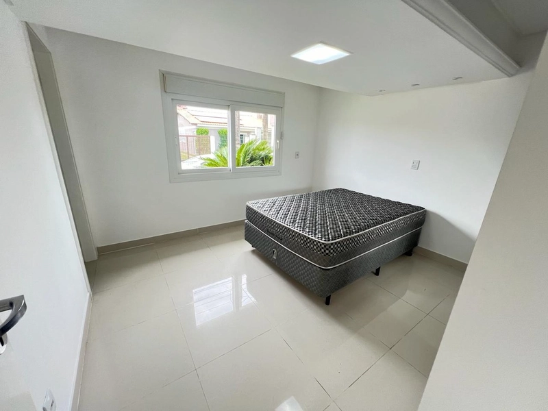 XANGRI-LÁ - NOIVA DO MAR -  ESPETACULAR CASA DE ESQUINA: 19ª foto da galeria de imagens do imóvel