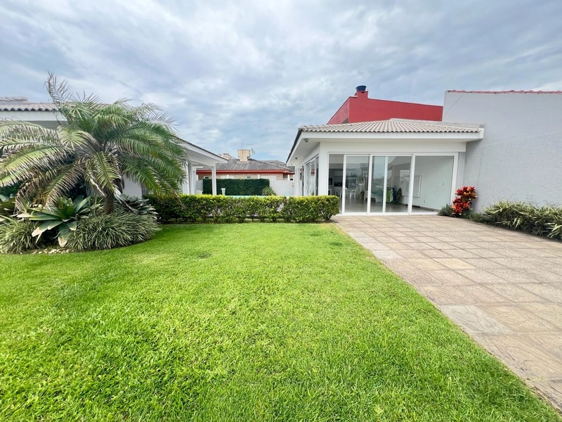 XANGRI-LÁ - NOIVA DO MAR -  ESPETACULAR CASA DE ESQUINA: 28ª foto da galeria de imagens do imóvel