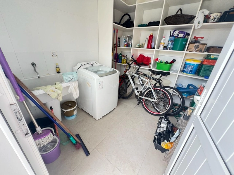 XANGRI-LÁ - NOIVA DO MAR -  ESPETACULAR CASA DE ESQUINA: 47ª foto da galeria de imagens do imóvel