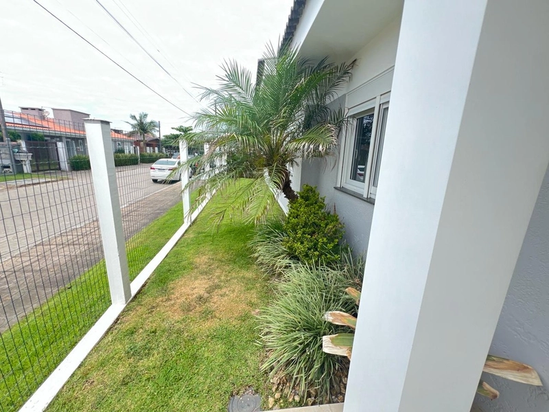 XANGRI-LÁ - NOIVA DO MAR -  ESPETACULAR CASA DE ESQUINA: 41ª foto da galeria de imagens do imóvel