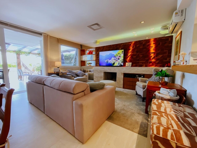 ROSSI - BELISSIMO SOBRADO BEIRA LAGO: 15ª foto da galeria de imagens do imóvel