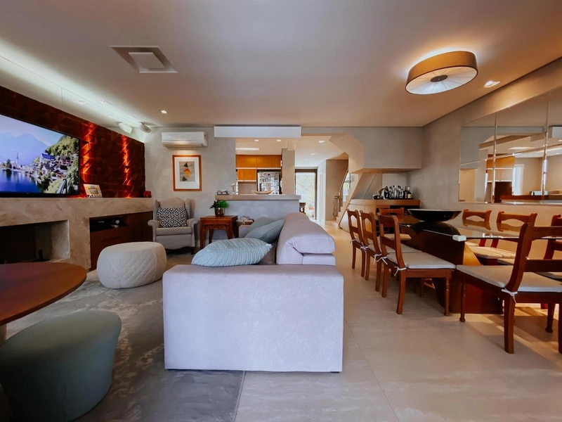 ROSSI - BELISSIMO SOBRADO BEIRA LAGO: 7ª foto da galeria de imagens do imóvel