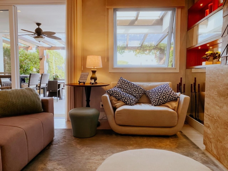 ROSSI - BELISSIMO SOBRADO BEIRA LAGO: 8ª foto da galeria de imagens do imóvel