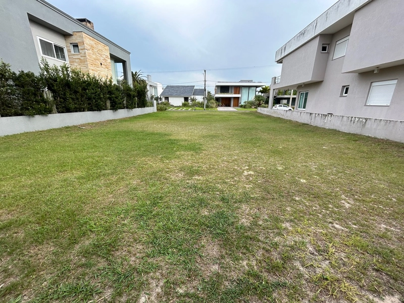 VILAGGIO - EXCELENTE TERRENO