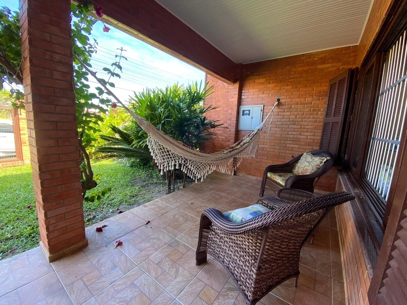 XANGRI-LÁ - Casa próximo do mar com 3 dormitórios