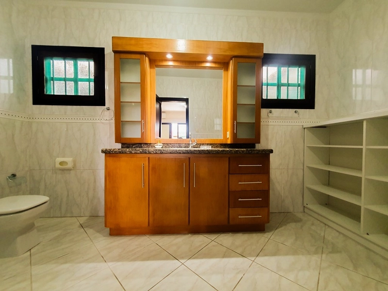 XANGRI-LÁ - Casa padrão diferenciado com 5 dormitórios: 23ª foto da galeria de imagens do imóvel