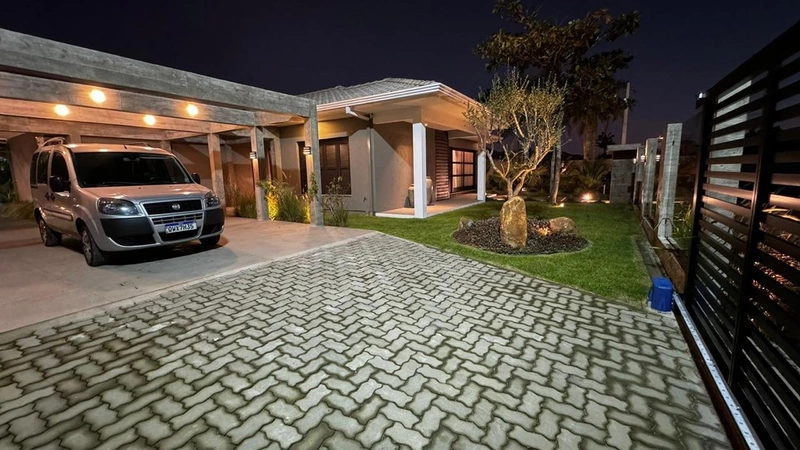 ATLÂNTIDA - EXCELENTE CASA COM 5 DORMITÓRIOS: 10ª foto da galeria de imagens do imóvel