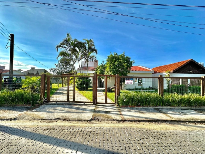 ATLÂNTIDA - CASA TÉRRREA EM EXCELENTE LOCALIZAÇÃO: 2ª foto da galeria de imagens do imóvel