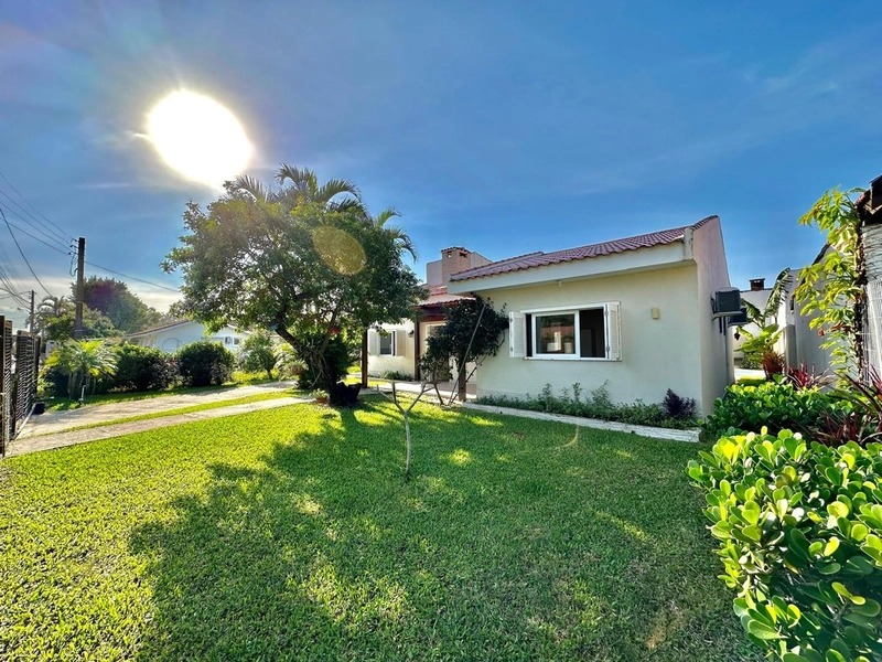 ATLÂNTIDA - CASA TÉRRREA EM EXCELENTE LOCALIZAÇÃO: 3ª foto da galeria de imagens do imóvel