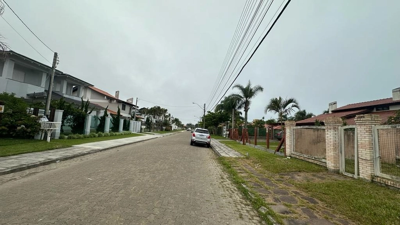 ATLÂNTIDA -  TERRENO FRRENTE SERRA