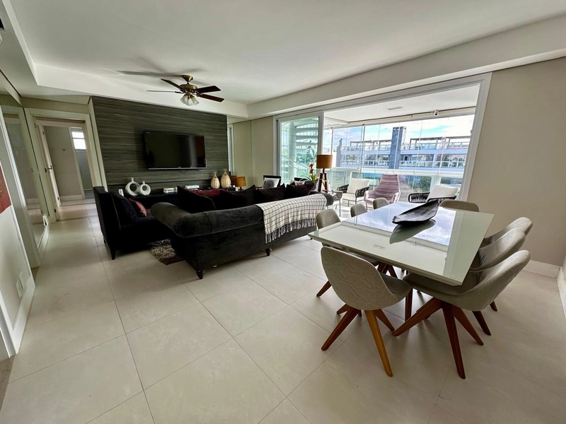 Casa com 4 dormitórios em Condomínio: 7ª foto da galeria de imagens do imóvel