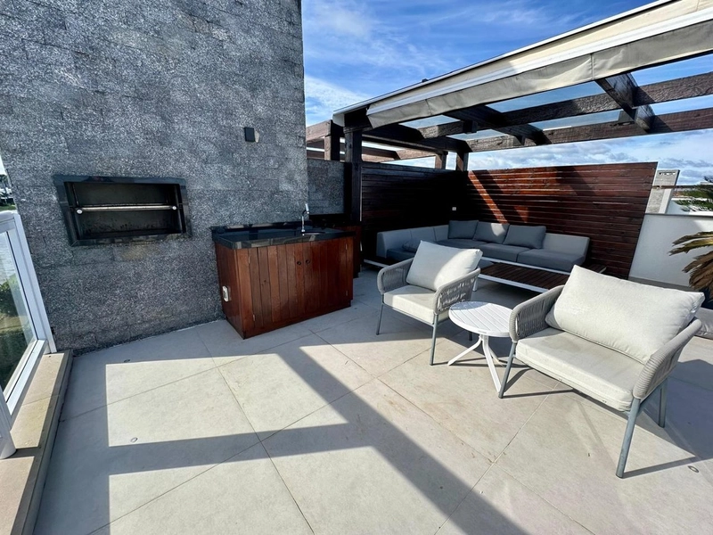 Casa com 4 dormitórios em Condomínio: 31ª foto da galeria de imagens do imóvel