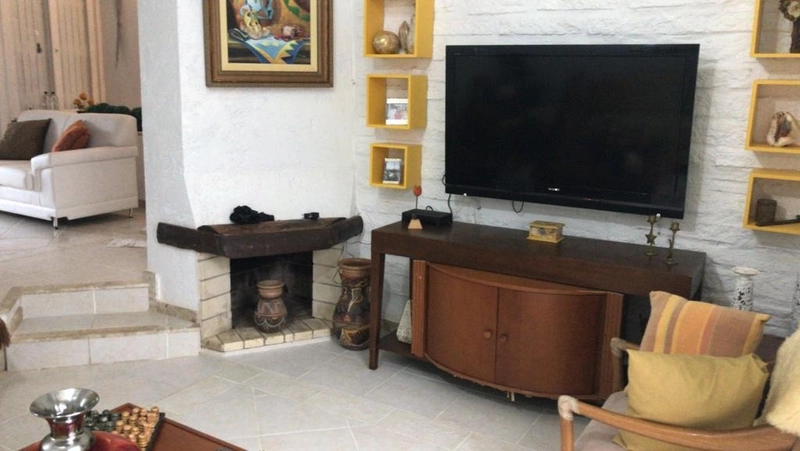 XANGRI-LÁ - EXCELENTE SOBRADO A BEIRA MAR: 4ª foto da galeria de imagens do imóvel