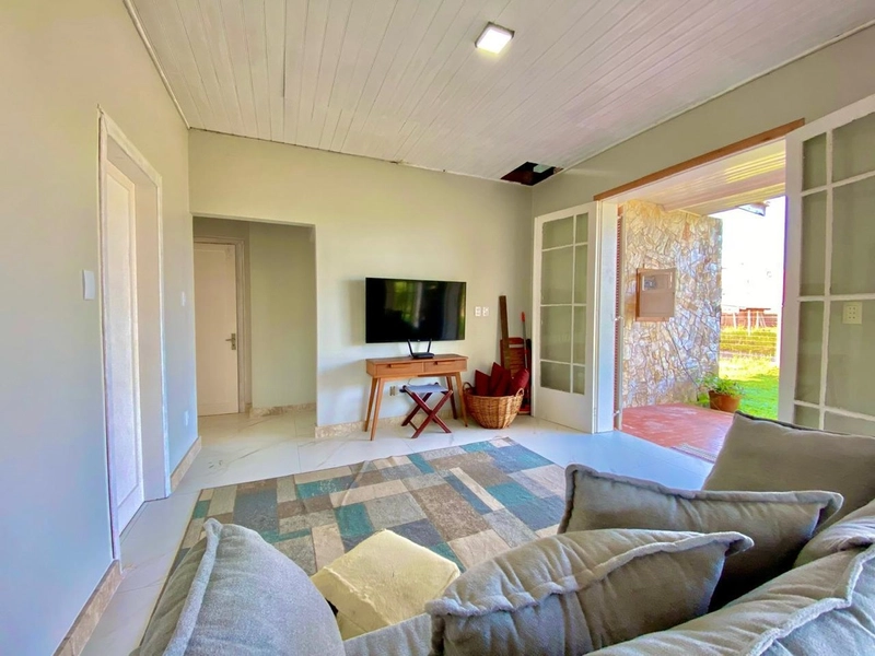 ATLÂNTIDA -  CASA TÉRREA A UMA QUADRA DA AVENIDA CENTRAL: 9ª foto da galeria de imagens do imóvel