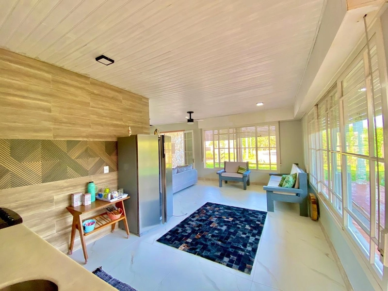 ATLÂNTIDA -  CASA TÉRREA A UMA QUADRA DA AVENIDA CENTRAL: 7ª foto da galeria de imagens do imóvel