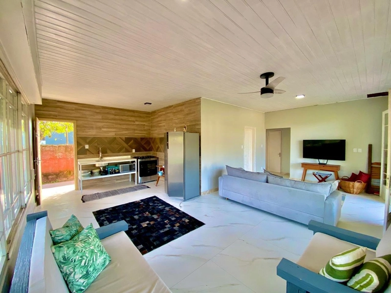 ATLÂNTIDA -  CASA TÉRREA A UMA QUADRA DA AVENIDA CENTRAL: 2ª foto da galeria de imagens do imóvel