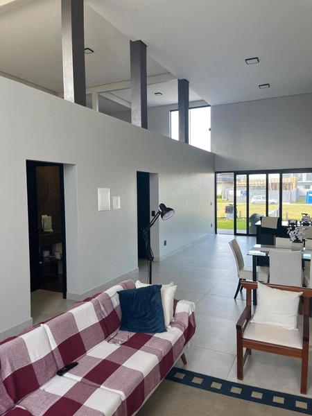 SUNSET - SOBRADO BEM LOCALIZADO: 12ª foto da galeria de imagens do imóvel