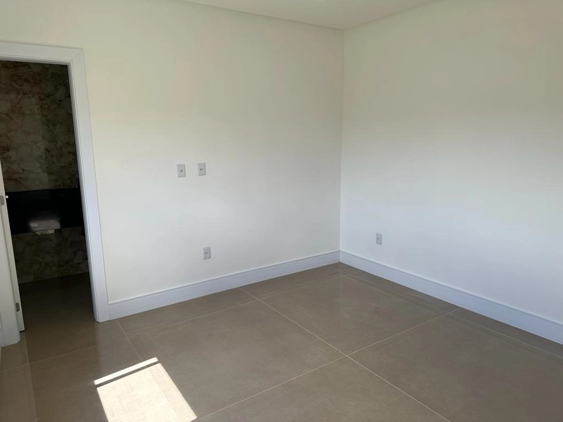 BLUE -  CASA TÉRREA, COM EXCELENTE LOCALIZAÇÃO: 17ª foto da galeria de imagens do imóvel