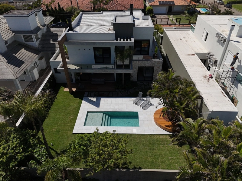 ATLÂNTIDA - SOBRADO EM EXCELENTE LOCALIZAÇÃO: 6ª foto da galeria de imagens do imóvel