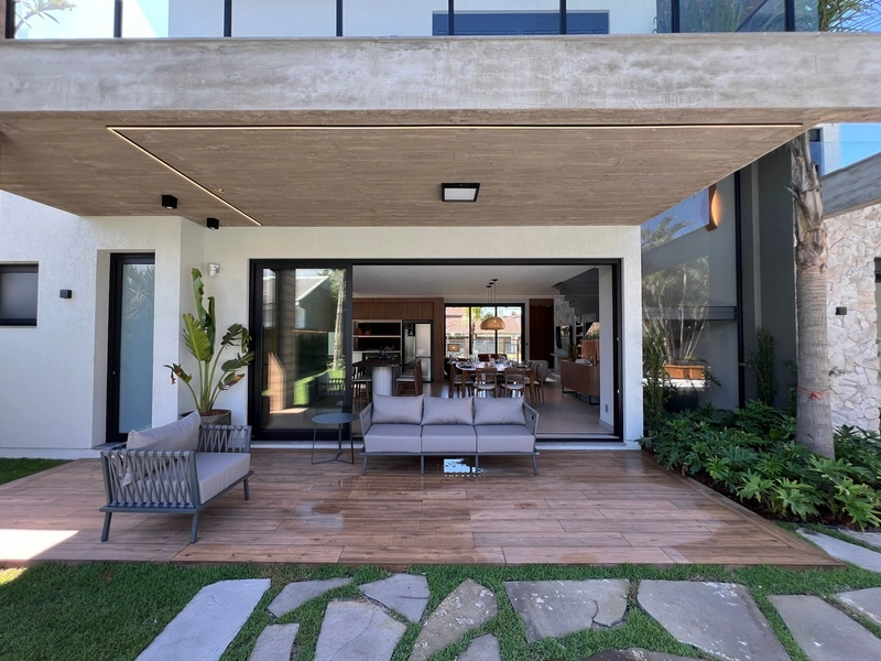 ATLÂNTIDA - SOBRADO EM EXCELENTE LOCALIZAÇÃO: 36ª foto da galeria de imagens do imóvel