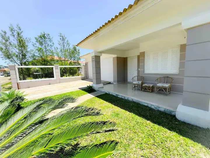 XANGRI-LÁ -  EXCELENTE CASA TÉRREA A 1 QUADRA DO MAR: 14ª foto da galeria de imagens do imóvel