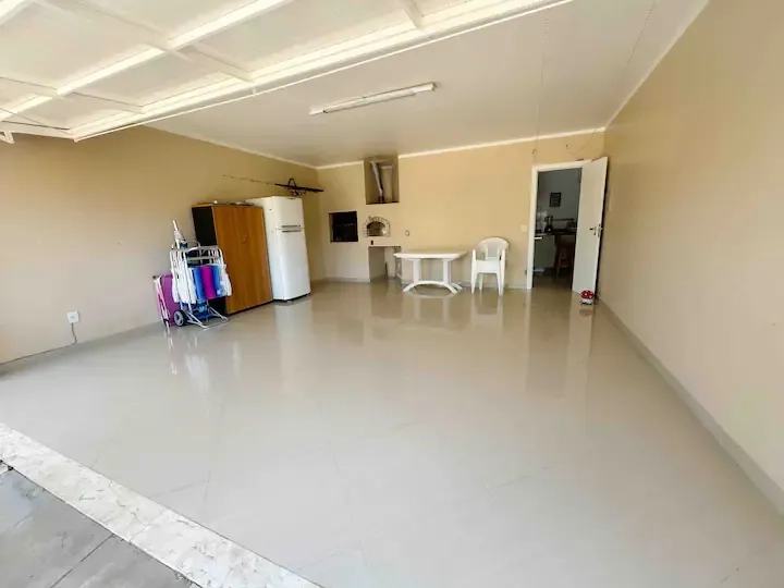 XANGRI-LÁ -  EXCELENTE CASA TÉRREA A 1 QUADRA DO MAR: 19ª foto da galeria de imagens do imóvel