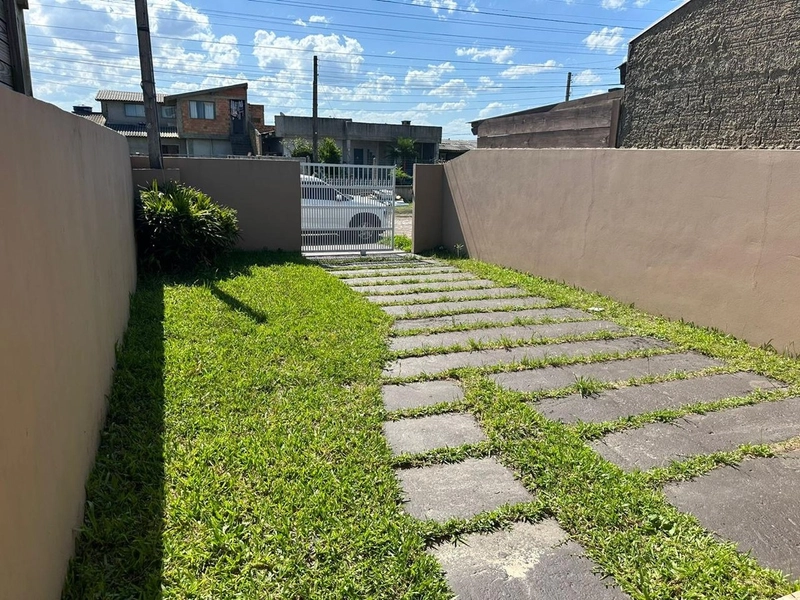 ARPOADOR - CASA GEMINADA COM 2 DORMITÓRIOS: 3ª foto da galeria de imagens do imóvel