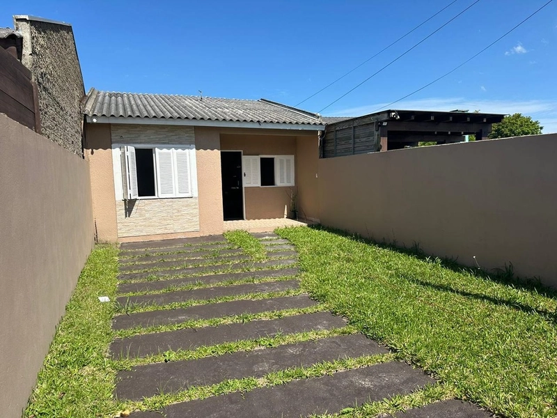 ARPOADOR - CASA GEMINADA COM 2 DORMITÓRIOS