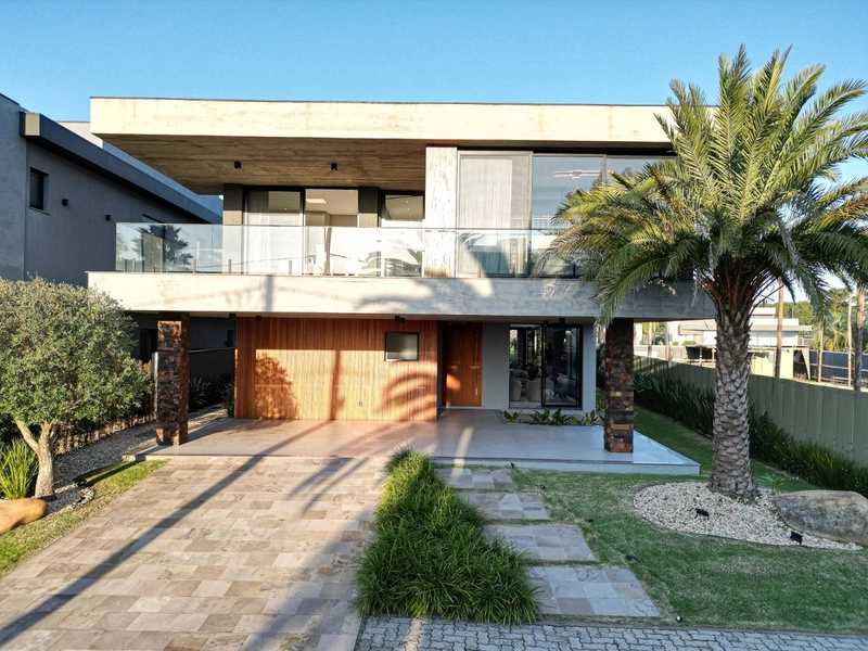 CAPÃO ILHAS - SOBRADO DE ALTO PADRÃO COM 5 SUÍTES