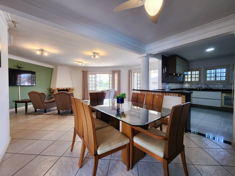 ATLÂNTIDA - CASA DE ESQUINA COM ÁREA VERDE: 9ª foto da galeria de imagens do imóvel