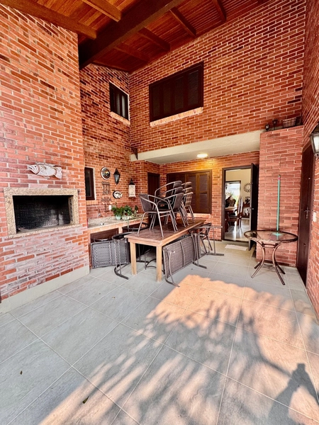 ATLÂNTIDA -  CASA DE ESQUINA FRENTE MAR: 23ª foto da galeria de imagens do imóvel