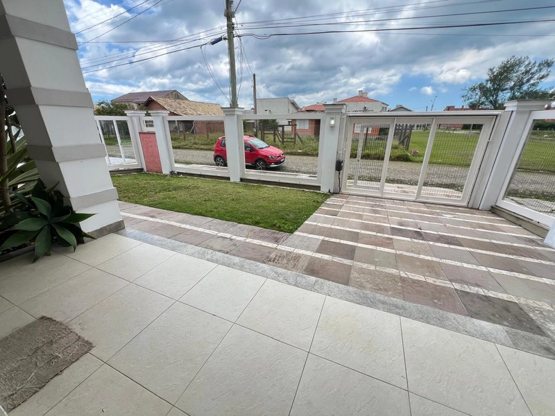 XANGRI-LÁ - EXCELENTE SOBRADO FRENTE MAR: 5ª foto da galeria de imagens do imóvel